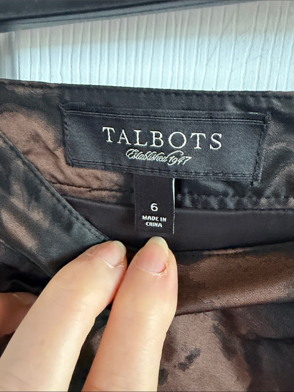 Talbots Black and Brown Floral Jacquard A-line Skirt size 6 - Picture 6 of 9